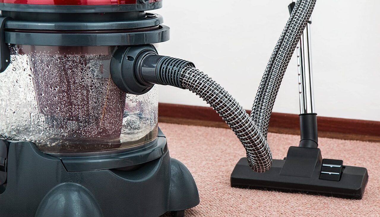 vacuum-cleaner-657719_1280